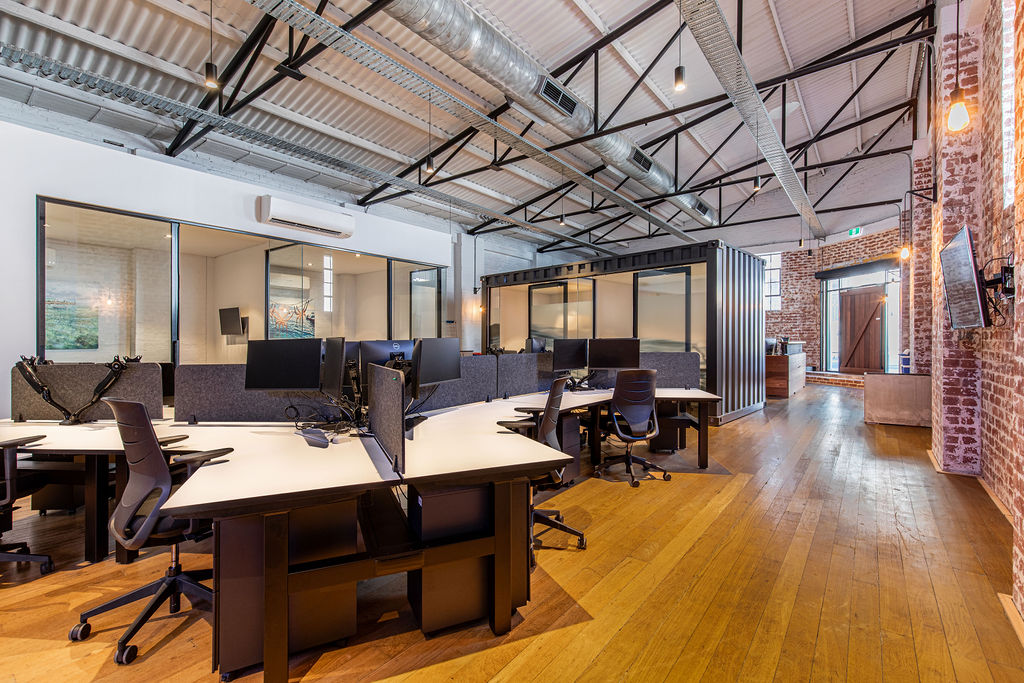 Phlow - Penguin Office Project